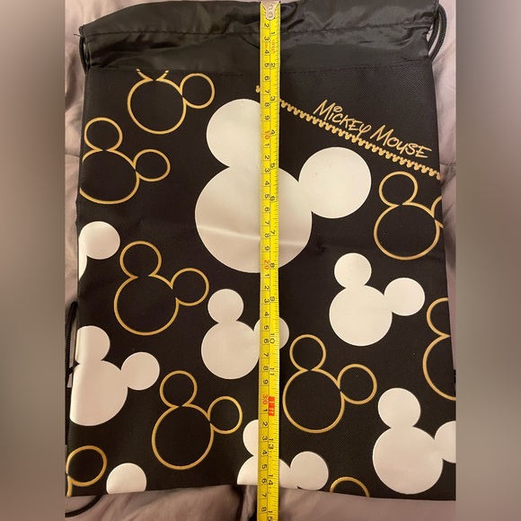 NWT! Black Gold & Silver Disney Mickey Mouse Drawstring Bag Park Backpack - Picture 6 of 7